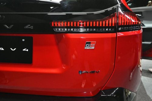 日本車PHEVはメーカーごとの個性が満載! 日本で買えるクルマを一挙紹介