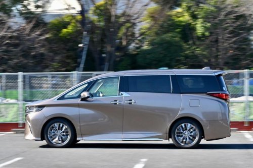 日本車PHEVはメーカーごとの個性が満載! 日本で買えるクルマを一挙紹介