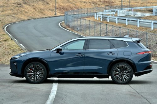 日本車PHEVはメーカーごとの個性が満載! 日本で買えるクルマを一挙紹介