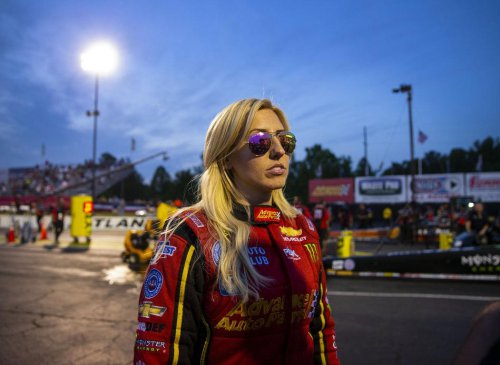 Fantastic photos of auto racing icons and sisters Courtney, Ashley and Brittany Force