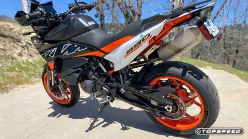 A touring bike that feels relaxed, refined, and surprisingly fun