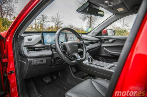 Ya he probado el coche más barato de EBRO y tras una semana al volante esto es lo que te puedo decir de él