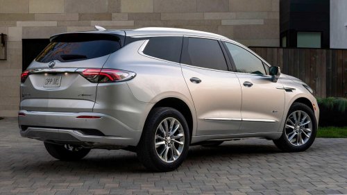 5 used gas-powered SUVs that offer luxury sedan comfort for under $40K