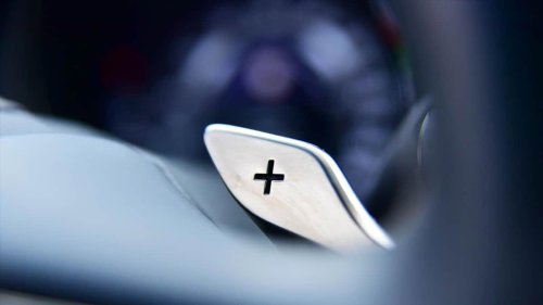 パドルシフトは飾りではなかった…AT車の燃費構造を変える操作