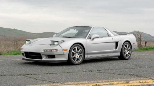 The VTEC V6 era is nearly extinct, but it's not gone yet