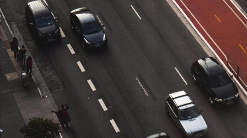 10 signs you're a better driver than you think &amp; 10 that prove you're not