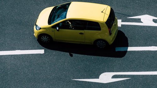 10 signs you're a better driver than you think &amp; 10 that prove you're not