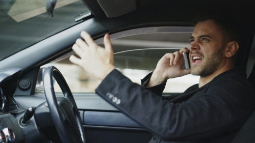 10 signs you're a better driver than you think &amp; 10 that prove you're not
