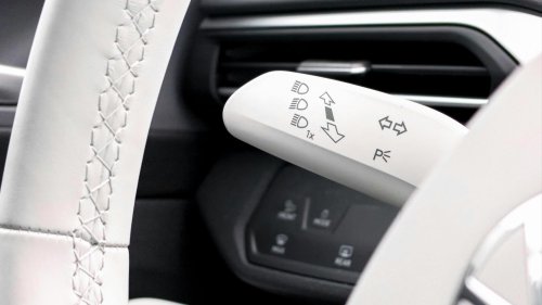 10 signs you're a better driver than you think &amp; 10 that prove you're not