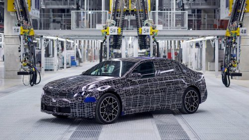 El BMW Serie 3 se electrifica y ya se dejan ver las primeras unidades preserie