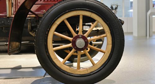 De la madera a la aerodinámica activa, así han evolucionado las llantas en más de un siglo del automóvil