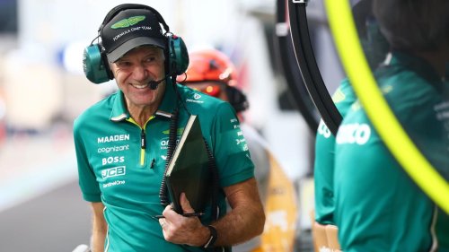 Newey no teme diseñar y dirigir Aston Martin de forma simultánea: “No les he facilitado la vida, todo lo contrario”