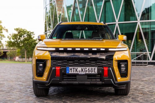 Probamos Musso EVX: el pick-up eléctrico de KGM con enfoque SUV