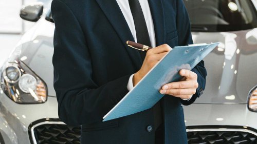 Car insurance for seniors: How to avoid getting scammed