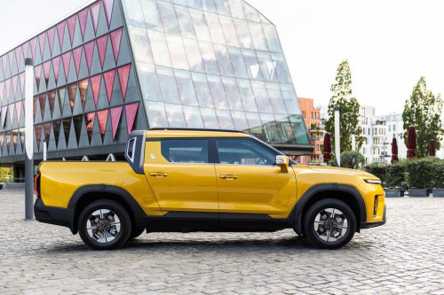 Probamos Musso EVX: el pick-up eléctrico de KGM con enfoque SUV