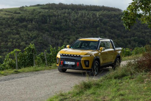 Probamos Musso EVX: el pick-up eléctrico de KGM con enfoque SUV
