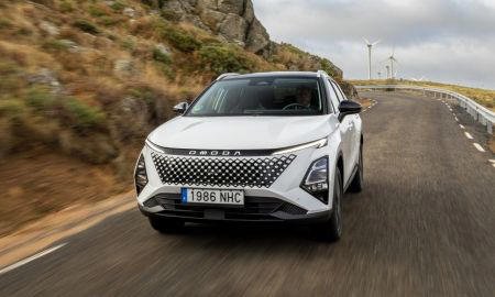 China aprieta donde Toyota mandaba: híbridos con menos de 3 L/100 km para romper su reinado