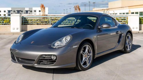 The Japanese sports car that embarrasses Porsche owners on track
