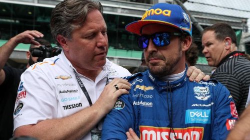 Alonso ya tiene oferta para cuando deje la F1: “Hablo con él de ello cada vez que le veo”