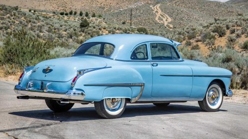 Oldsmobile, Oldsmobile built the world's first sleeper car that fooled everyone in 1949