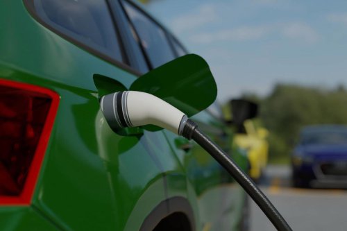 ¿Cuánto te vas a ahorrar con las nuevas ayudas del Gobierno si tu coche es eléctrico?