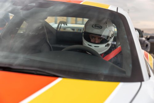 Al volante del Porsche 911 GT3: un héroe que merece ser conocido