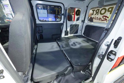 ダイハツ初の量産EV、乗用の「e-アトレー」と商用の「e-ハイゼット カーゴ」を発売。航続距離の長さに強み