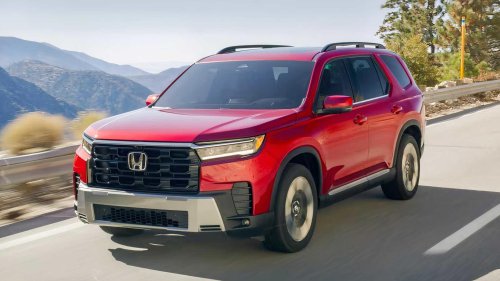 The Kia Carnival is the minivan that SUV buyers secretly want