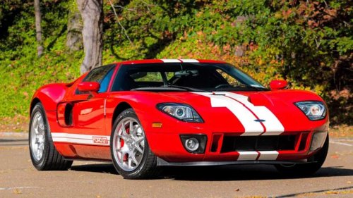 10 analog supercars that keep climbing in value