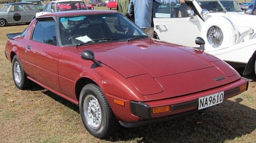 8 sports cars from the 1980s that still look futuristic today