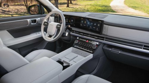 A decade-old Acura MDX might still be worth buying instead of a new budget 3-row SUV