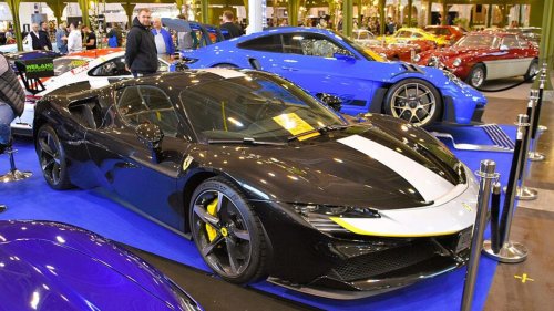 9 performance cars that overwhelm drivers with speed