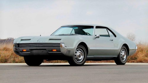 Oldsmobile, FWD, Oldsmobile accidentally built the world's most powerful FWD car in 1966