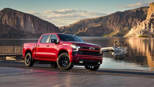 The most efficient non-hybrid full-size truck you can buy in 2026 is a diesel Chevrolet