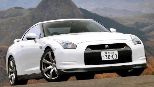 Why automakers are phasing out V6 engines: Efficiency, cost, and complexity