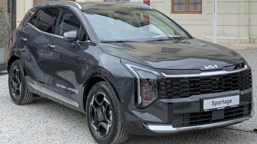 The 10 biggest car brands in South Korea &amp; 10 most popular models