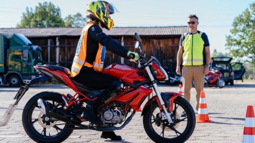 Motorcycle riding classes: What to consider before signing up