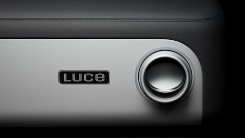 El Ferrari luce por dentro: el debut eléctrico de Ferrari esconde claves que no se ven a simple vista