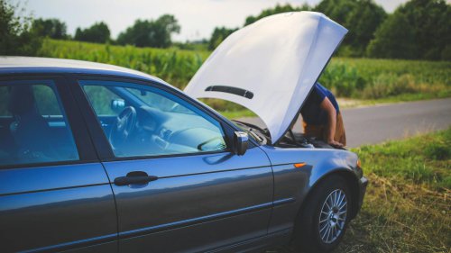 10 things that can pop your tires on the road &amp; 10 things you can do about it
