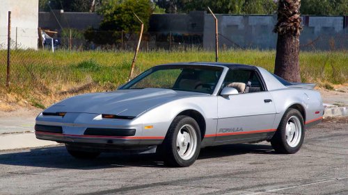 America’s last carbureted sports car is a purist’s holy grail