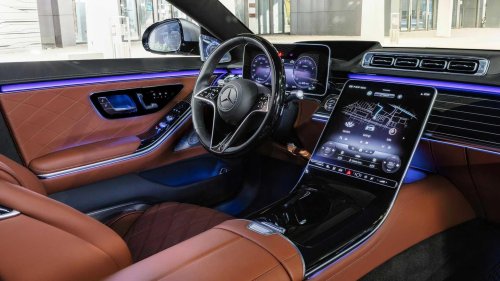 10 luxury cars that don’t collapse in value 5 years later