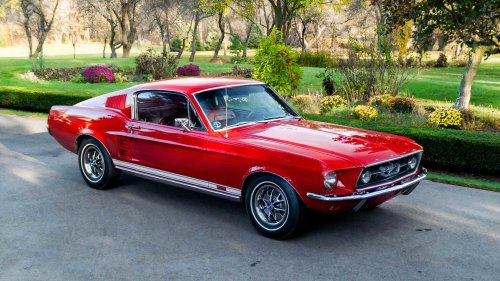 10 cars inspired by aviation