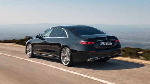 Mercedes, Mercedes keeps the V8 alive in the 2027 S-Class