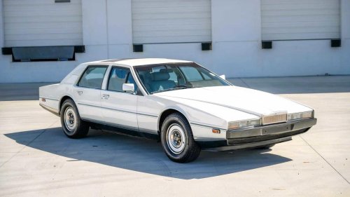 10 cars inspired by aviation