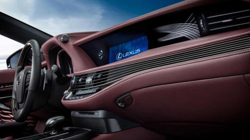 Lexus LS: Traditional luxury meets modern refinement