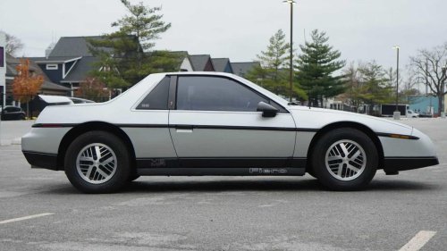 Pontiac, GM, Pontiac Fiero, the car that was GM's most famous failure
