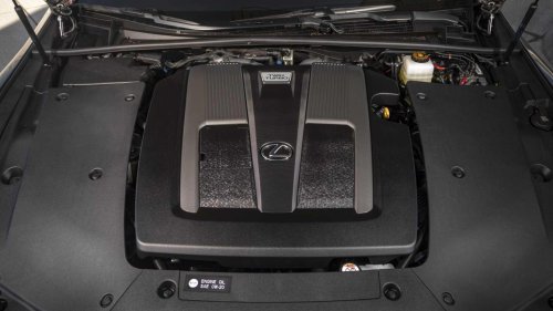 Lexus LS: Traditional luxury meets modern refinement