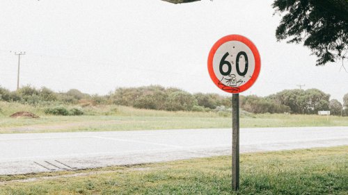 10 ways cars are getting smarter &amp; 10 ways drivers are getting dumber