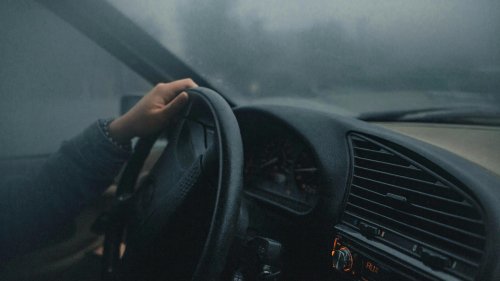 10 ways cars are getting smarter &amp; 10 ways drivers are getting dumber