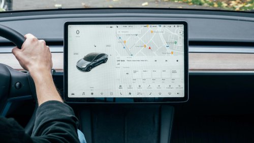 10 ways cars are getting smarter &amp; 10 ways drivers are getting dumber